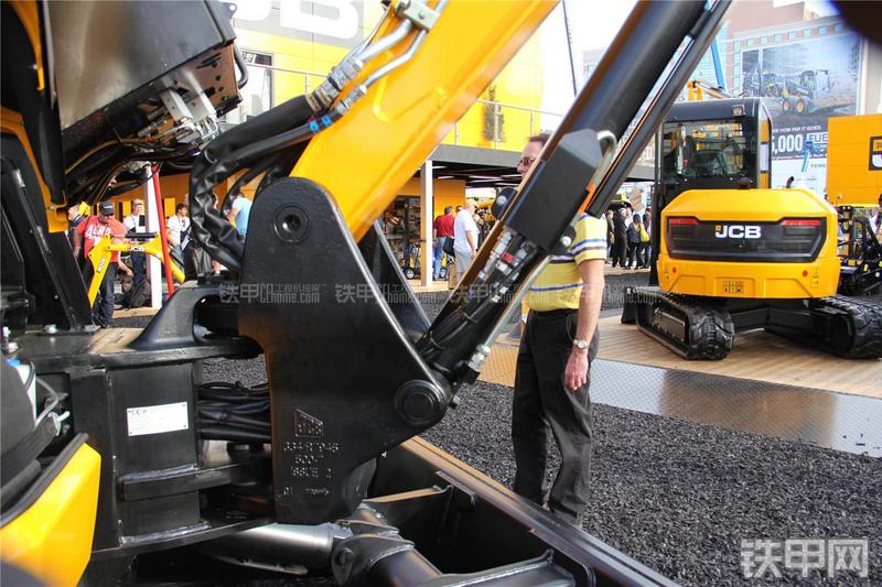 杰西博85Z-1挖掘机局部