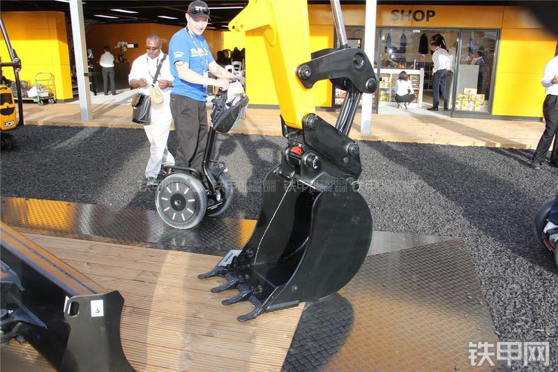 杰西博67C-1挖掘机局部