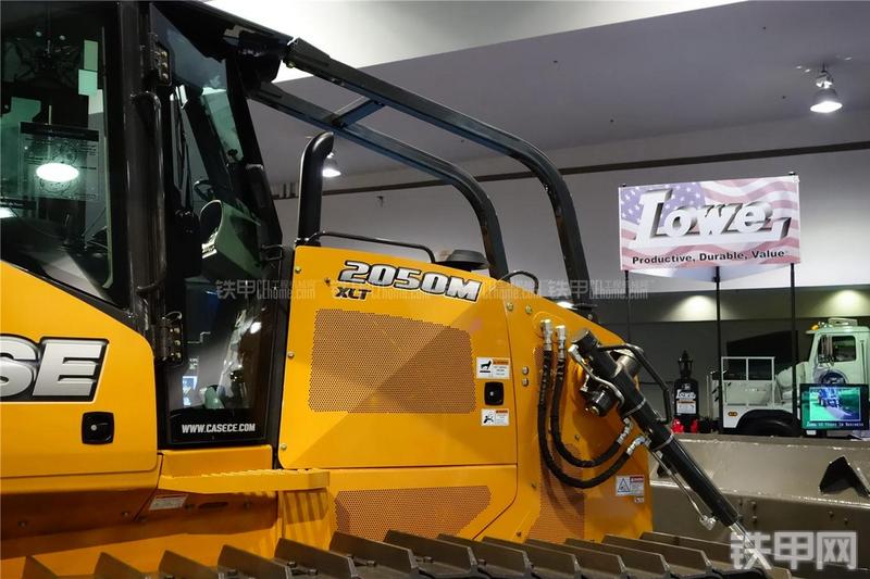 凯斯2050M推土机局部