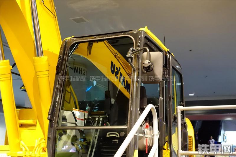 小松PC170LC-10挖掘机局部