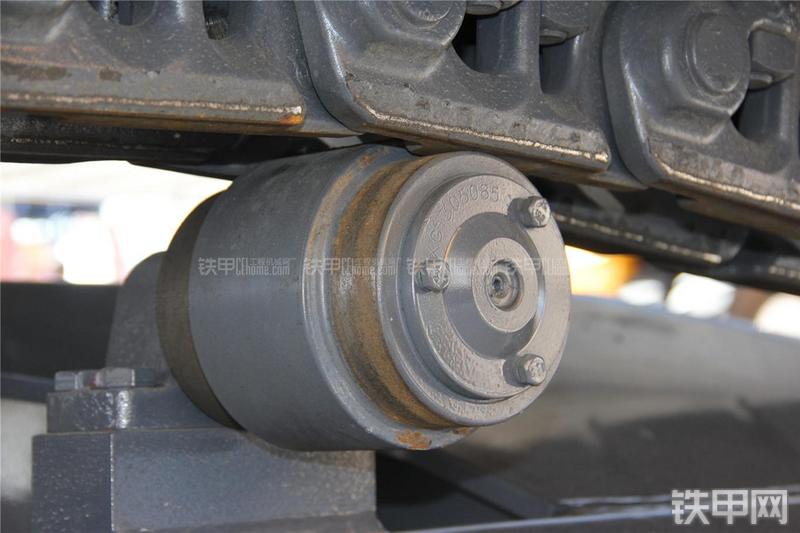 徐工XE210U挖掘机局部