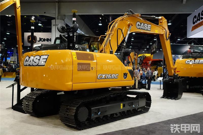 凯斯CX160C挖掘机整机外观