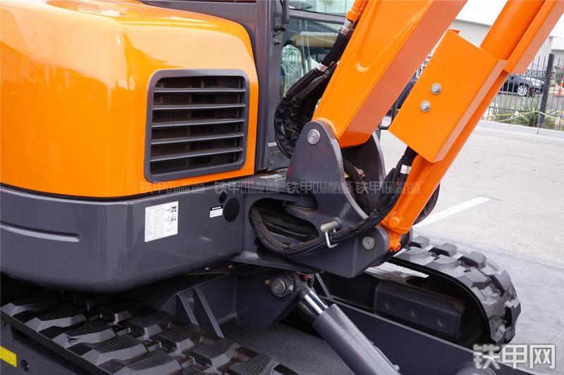 迪万伦DX63-3挖掘机局部