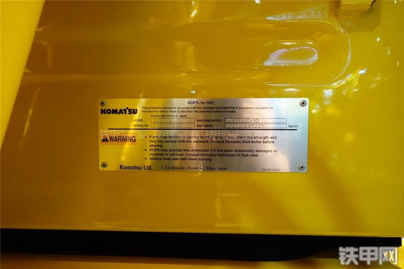 小松PC170LC-10挖掘机局部