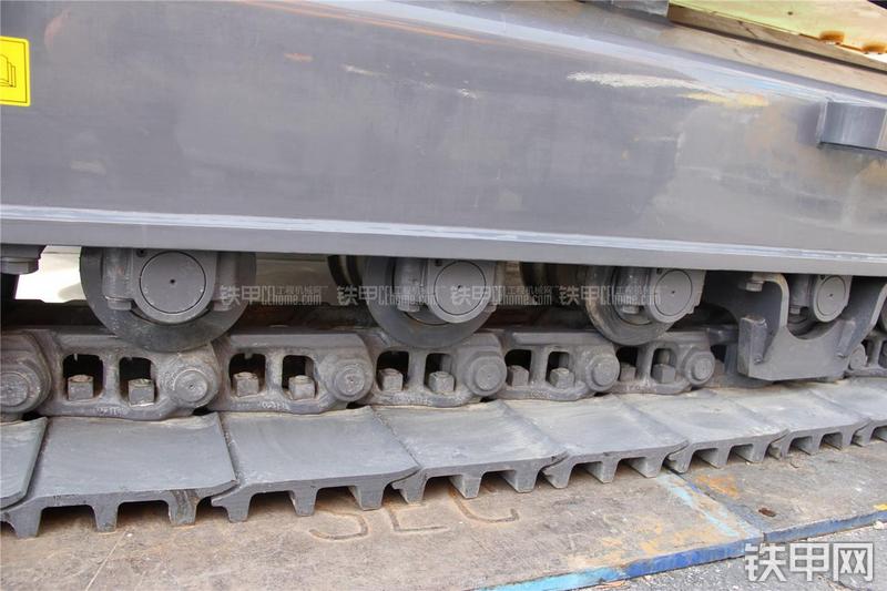 中联重科ZE360ESP挖掘机局部