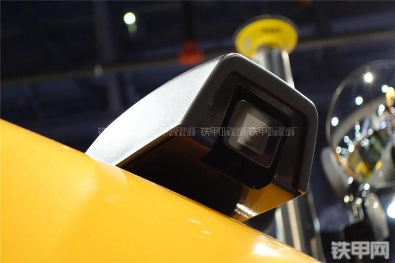 凯斯CX160C挖掘机局部