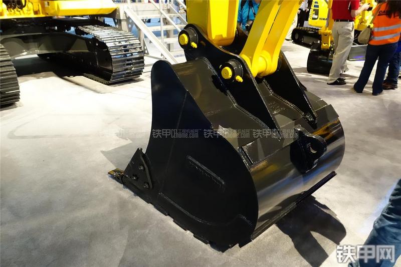 小松PC170LC-10挖掘机局部