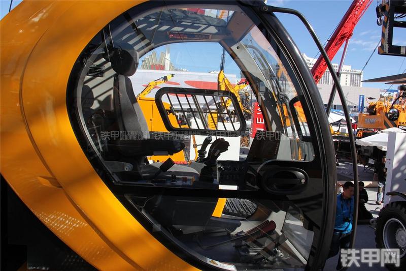 三一重工SCC8100TB起重机局部