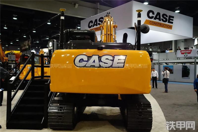 凯斯CX160C挖掘机整机外观