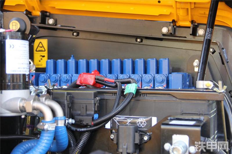 杰西博86C-1挖掘机局部