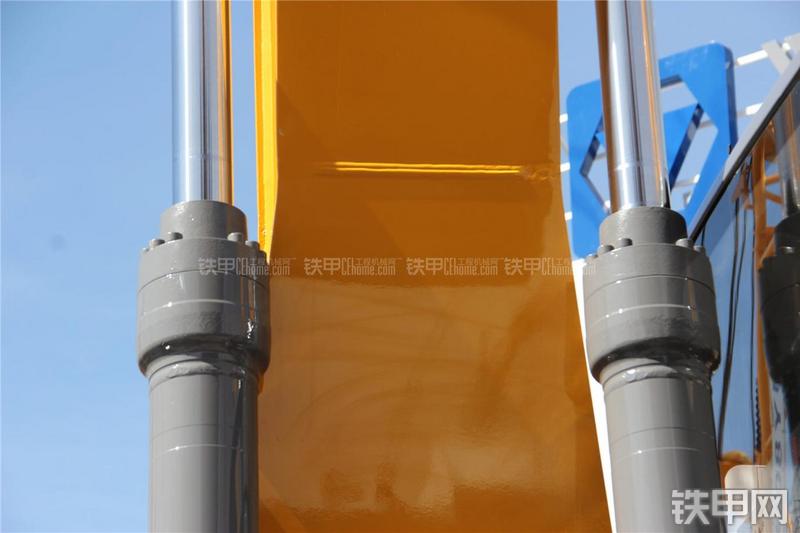 徐工XE210U挖掘机局部