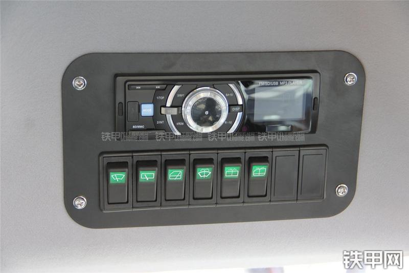 三一重工SMG200平地机局部