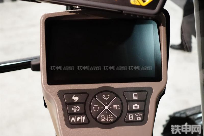 凯斯CX160C挖掘机局部