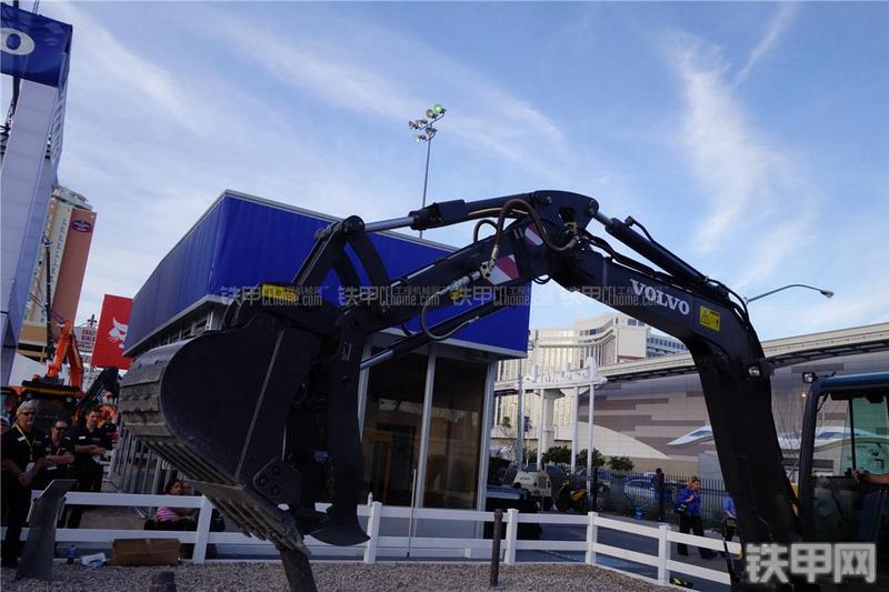 沃尔沃EC55C挖掘机局部