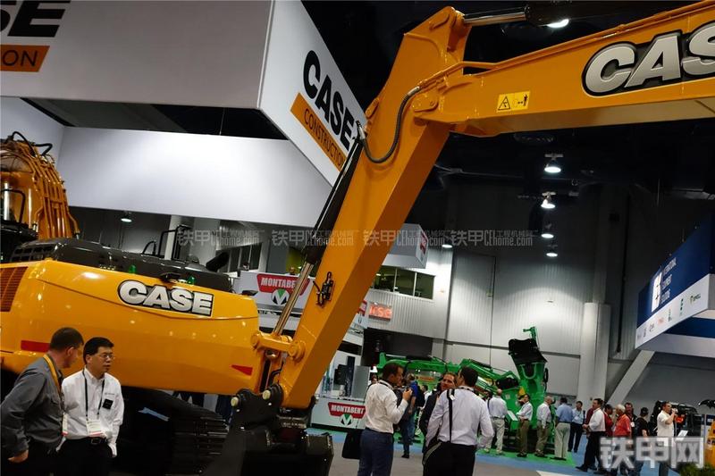 凯斯CX160C挖掘机局部