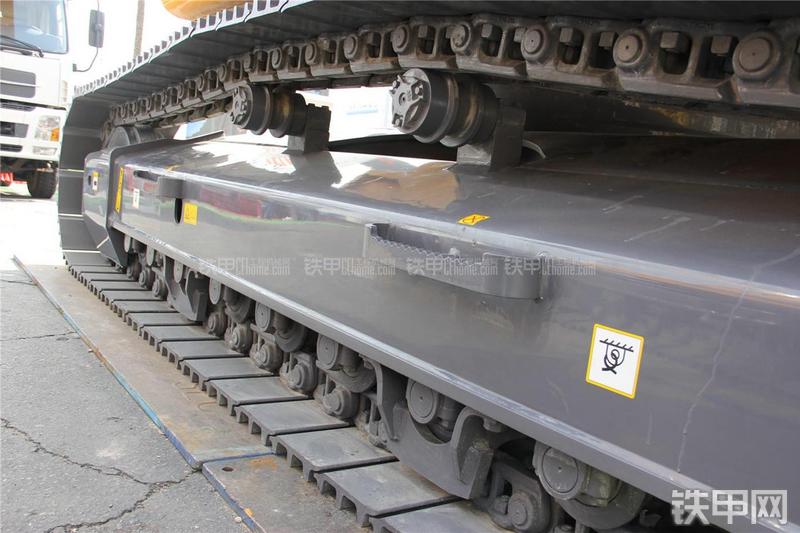 中联重科ZE360ESP挖掘机局部