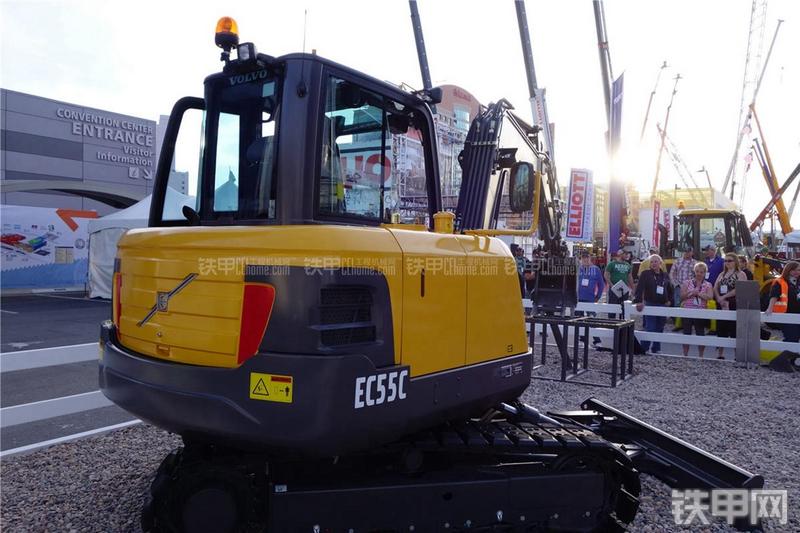 沃尔沃EC55C挖掘机整机外观