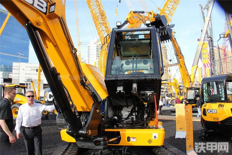 杰西博85Z-1挖掘机局部