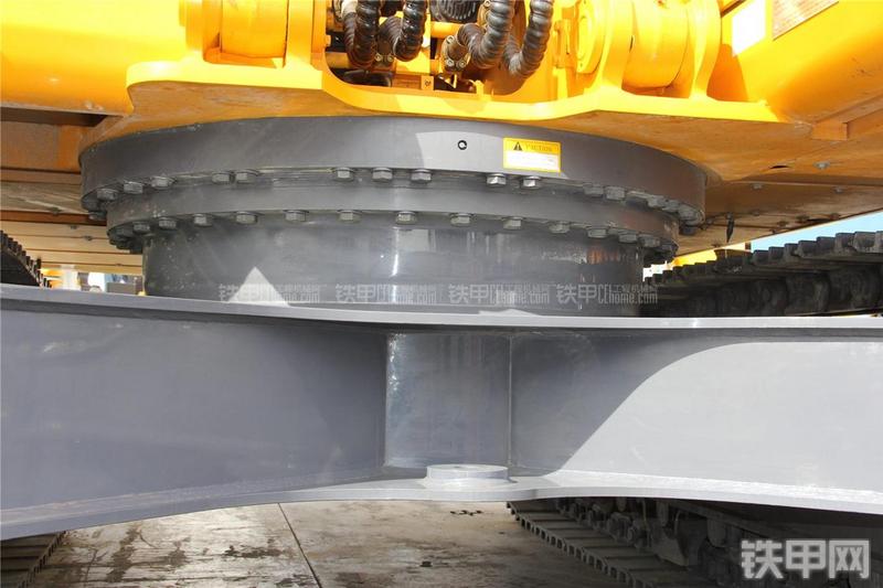 中联重科ZE360ESP挖掘机局部