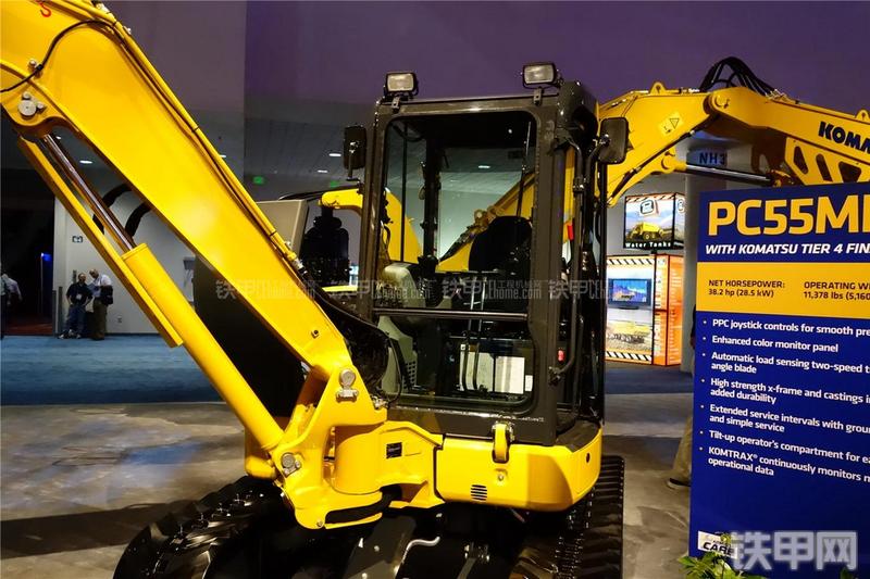 小松PC55MR挖掘机局部