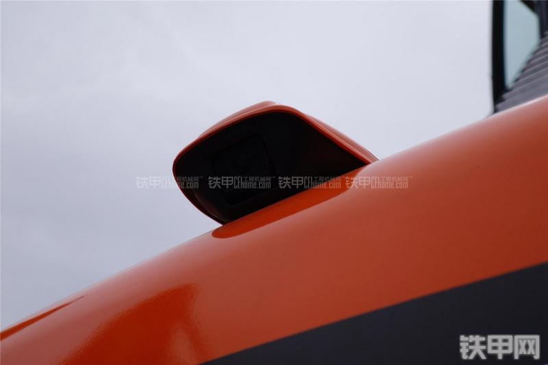 迪万伦DX225MH-3挖掘机局部