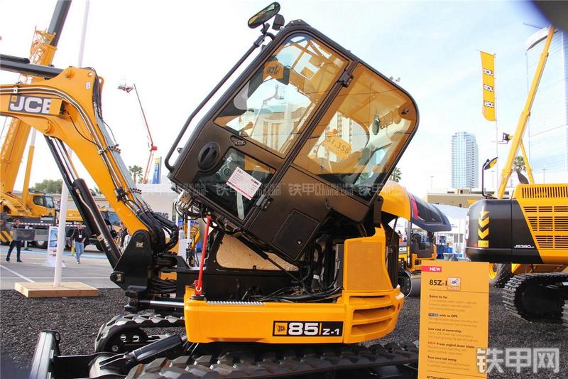 杰西博85Z-1挖掘机局部