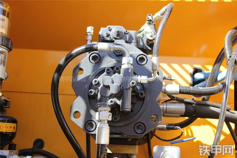 徐工XE360U挖掘机局部