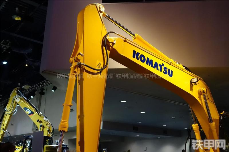 小松PC170LC-10挖掘机局部