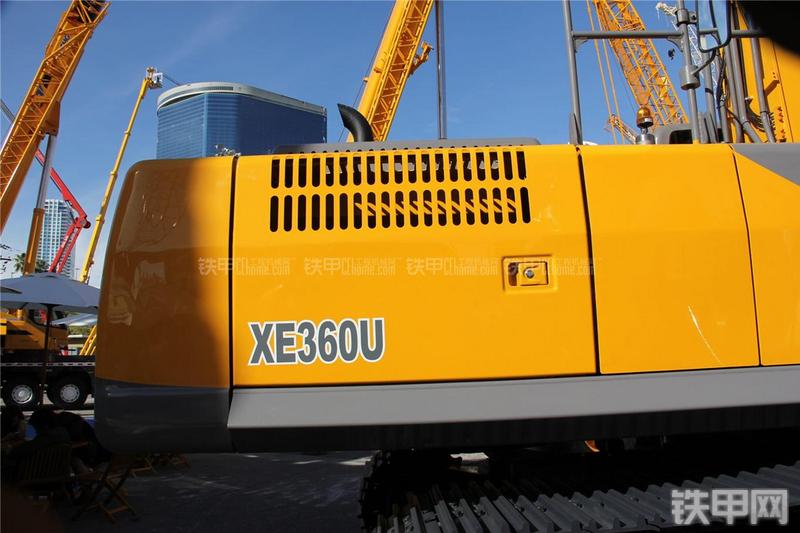 徐工XE360U挖掘机局部