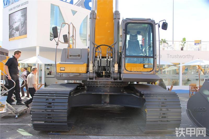 徐工XE360U挖掘机整机外观