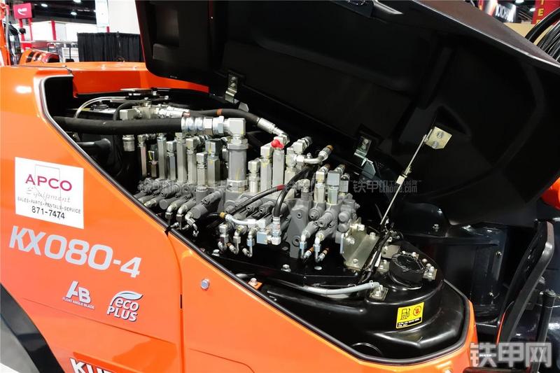 久保田KX080-4挖掘机局部