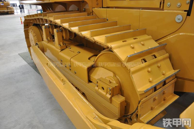 山工SEM816推土机局部