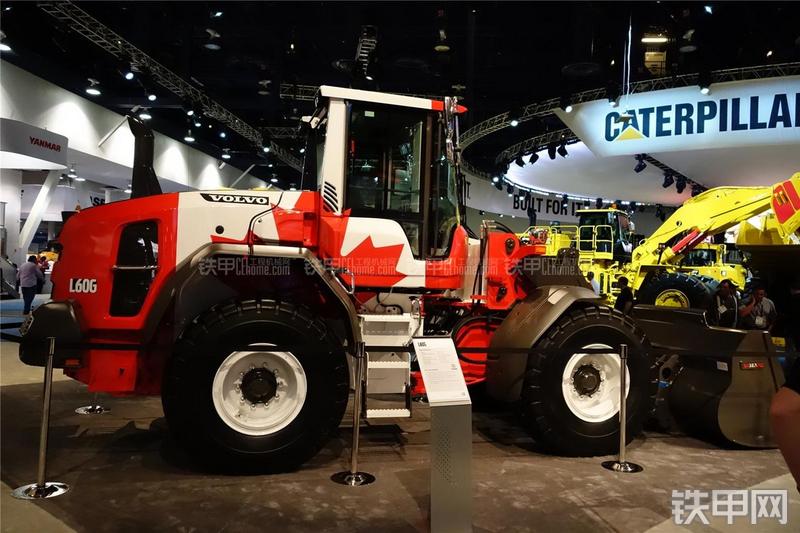 沃尔沃L60G装载机整机外观