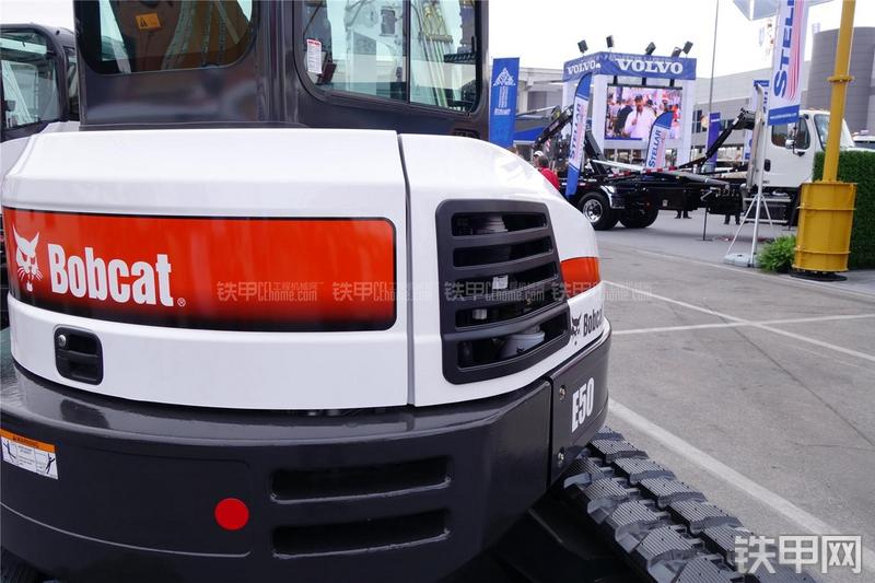 山猫E50挖掘机局部