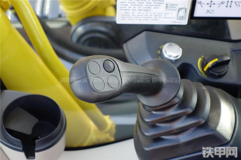 神钢SK210LC-9进口挖掘机局部