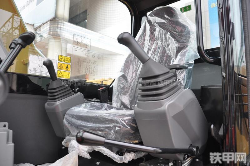 卡特彼勒308E液压挖掘机局部