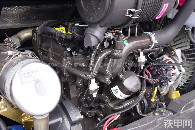 山猫E50挖掘机局部