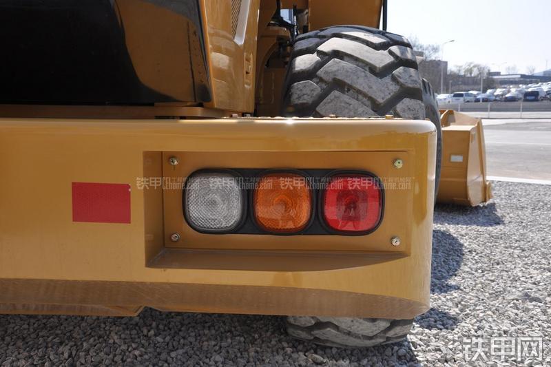 卡特彼勒950GC装载机局部