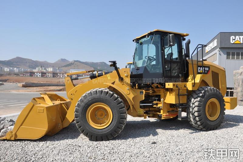 卡特彼勒950GC装载机整机外观