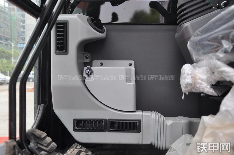 卡特彼勒308E液压挖掘机局部