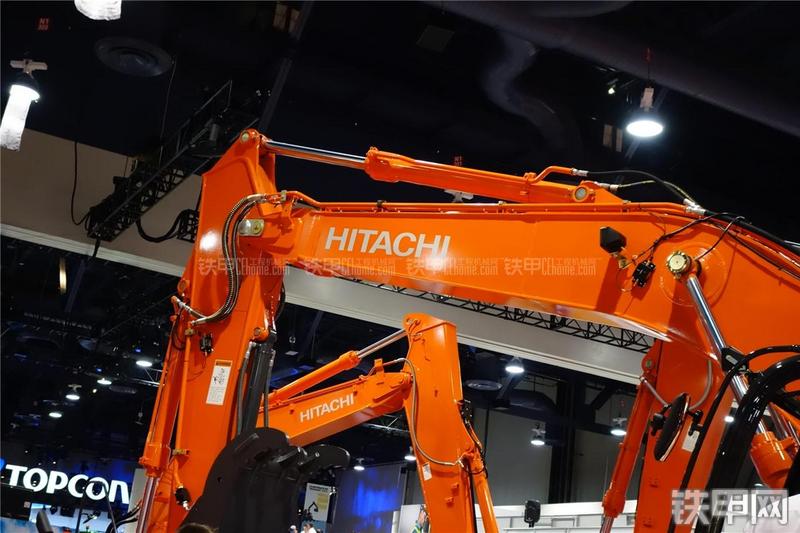 日立ZX210LC-5挖掘机局部