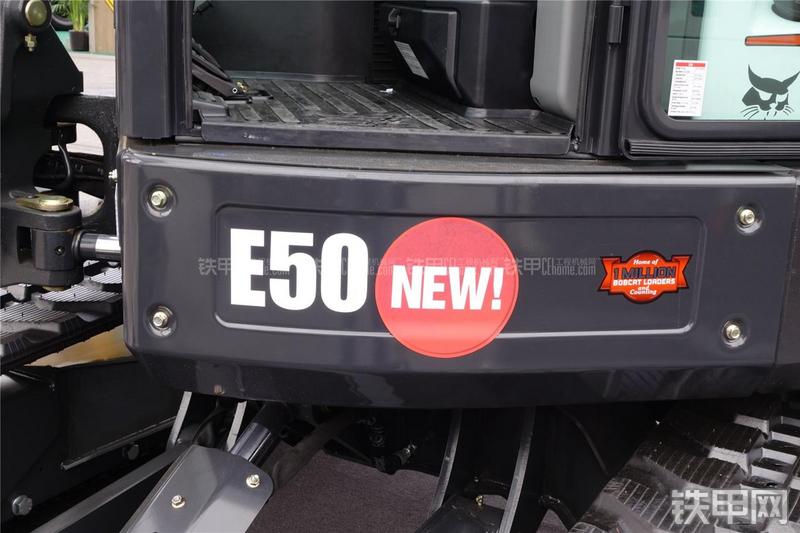 山猫E50挖掘机局部