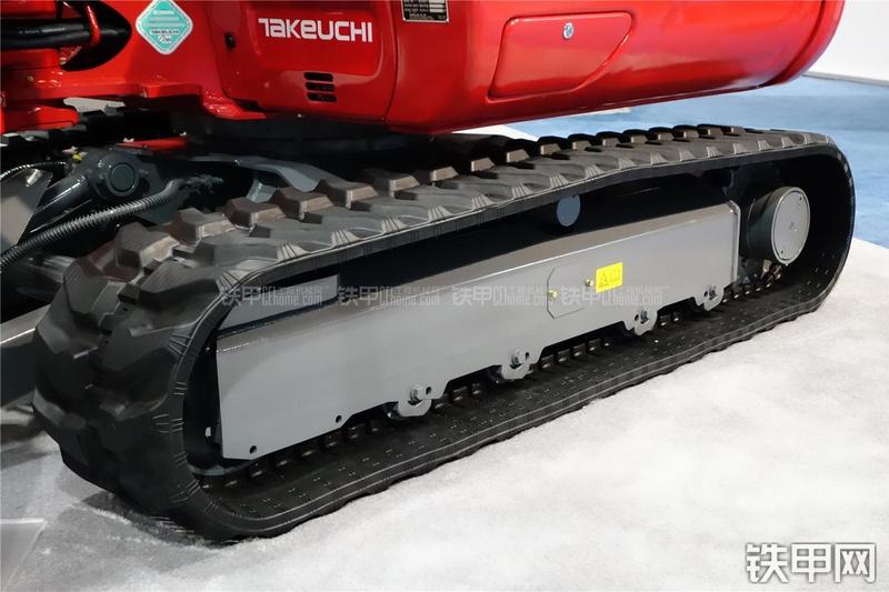 竹内TB240挖掘机局部