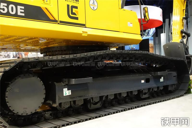 龙工950E挖掘机局部