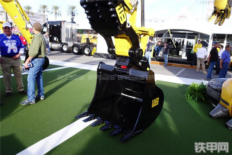 神钢SK210LC-9进口挖掘机局部