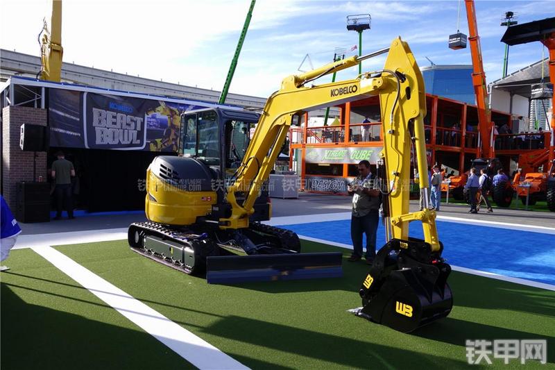 神钢SK55SRX-6E挖掘机整机外观