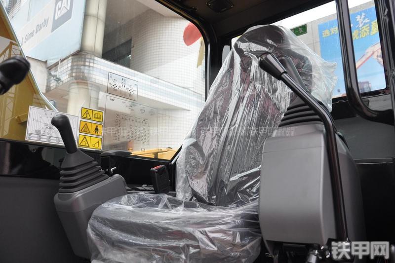 卡特彼勒308E液压挖掘机局部