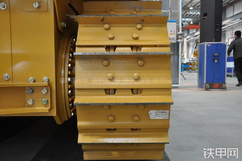 山工SEM816推土机局部