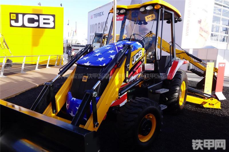 杰西博3CX挖掘装载机整机外观