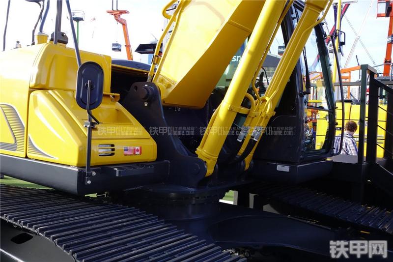 神钢SK210LC-9进口挖掘机局部